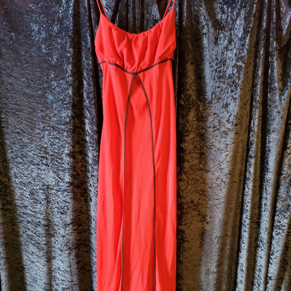 Vintage 90s Fairweather red & black lace empire waist strappy gown